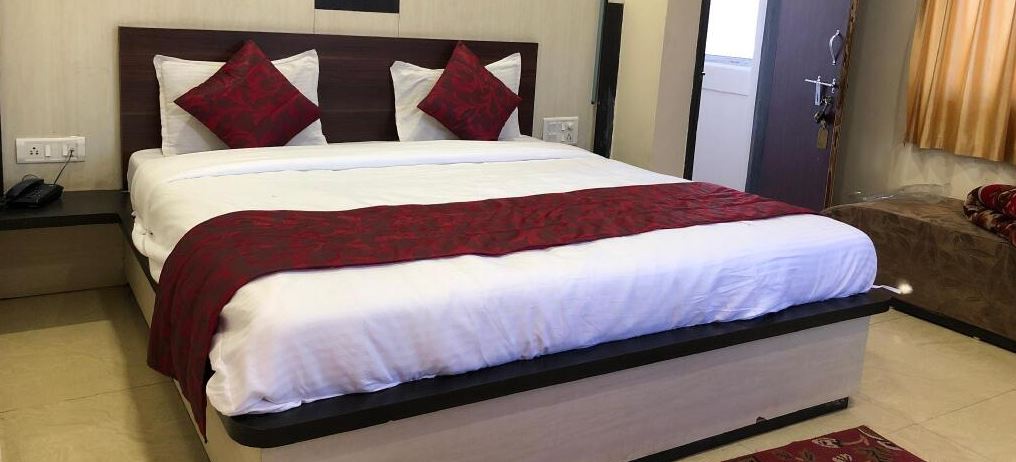 2 Best Budget Hotels near Satpura’s Panaarpani Gate